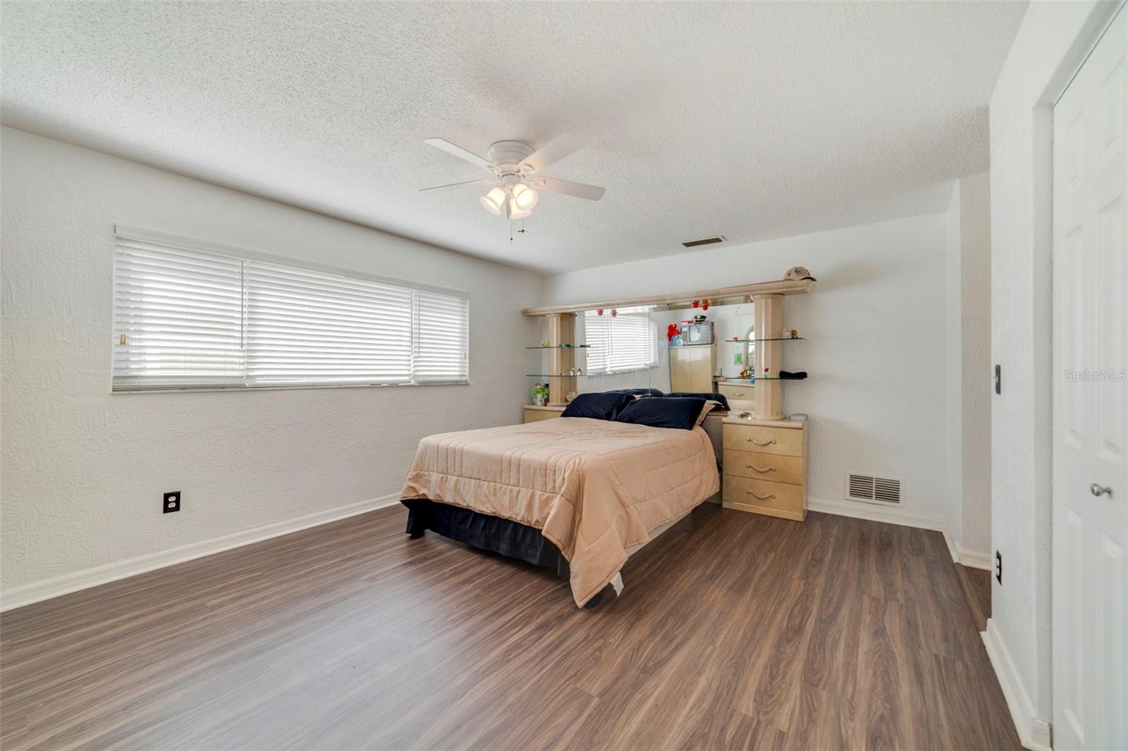 Image 12 of 24 For 1297 Tivoli Drive