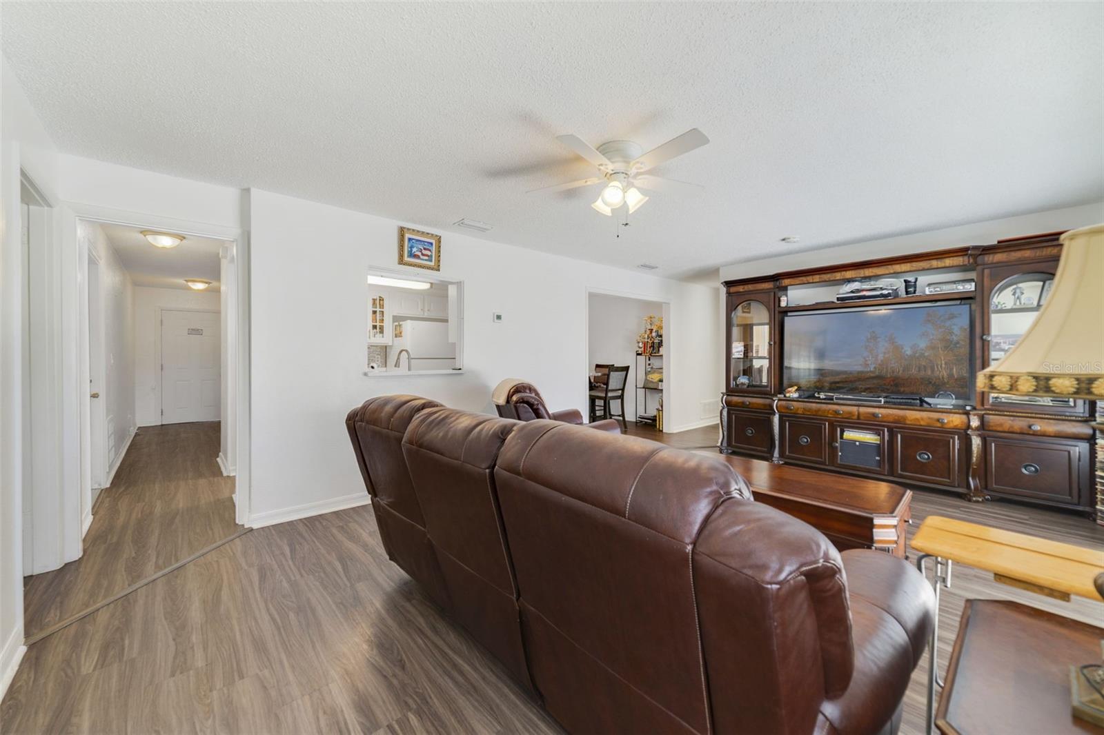 Image 5 of 24 For 1297 Tivoli Drive