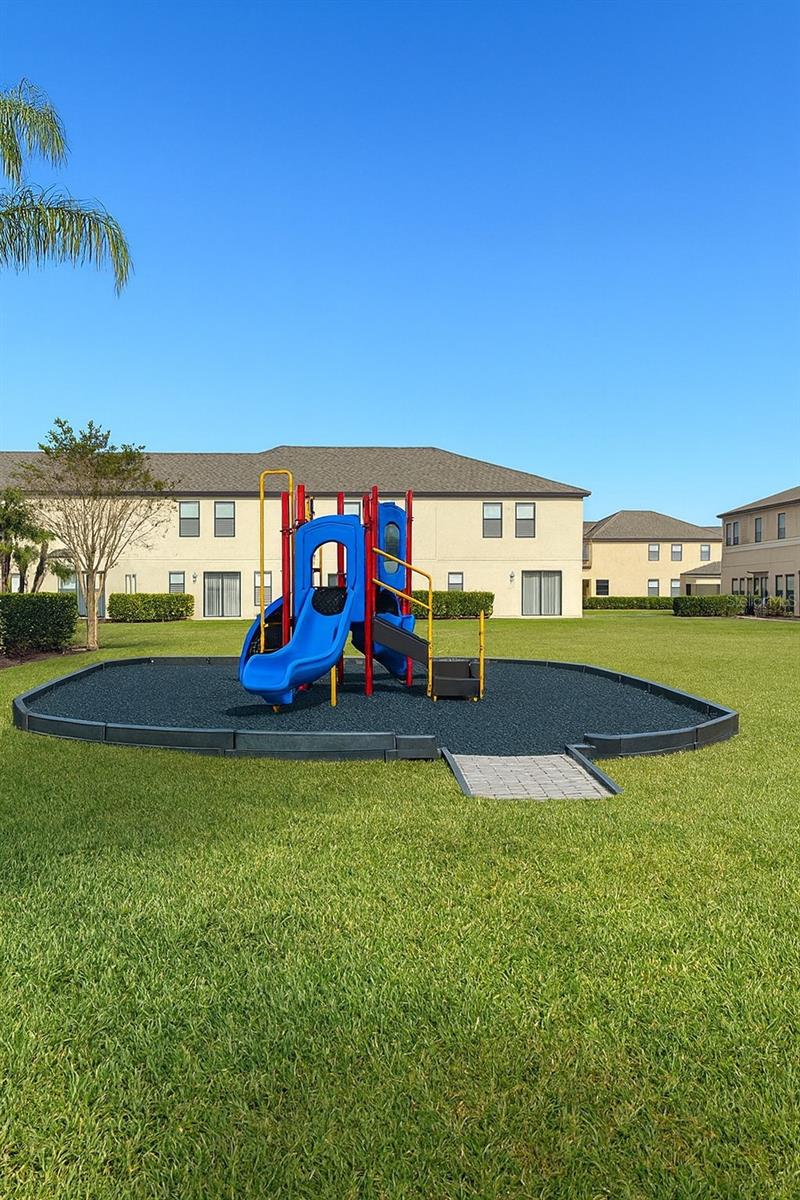 Image 26 of 26 For 2495 Seven Oaks Dr