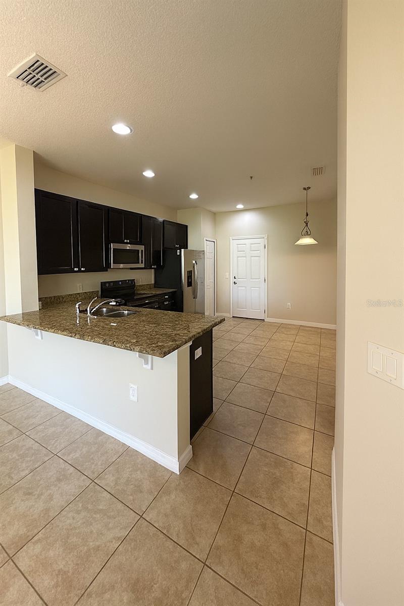 Image 5 of 26 For 2495 Seven Oaks Dr