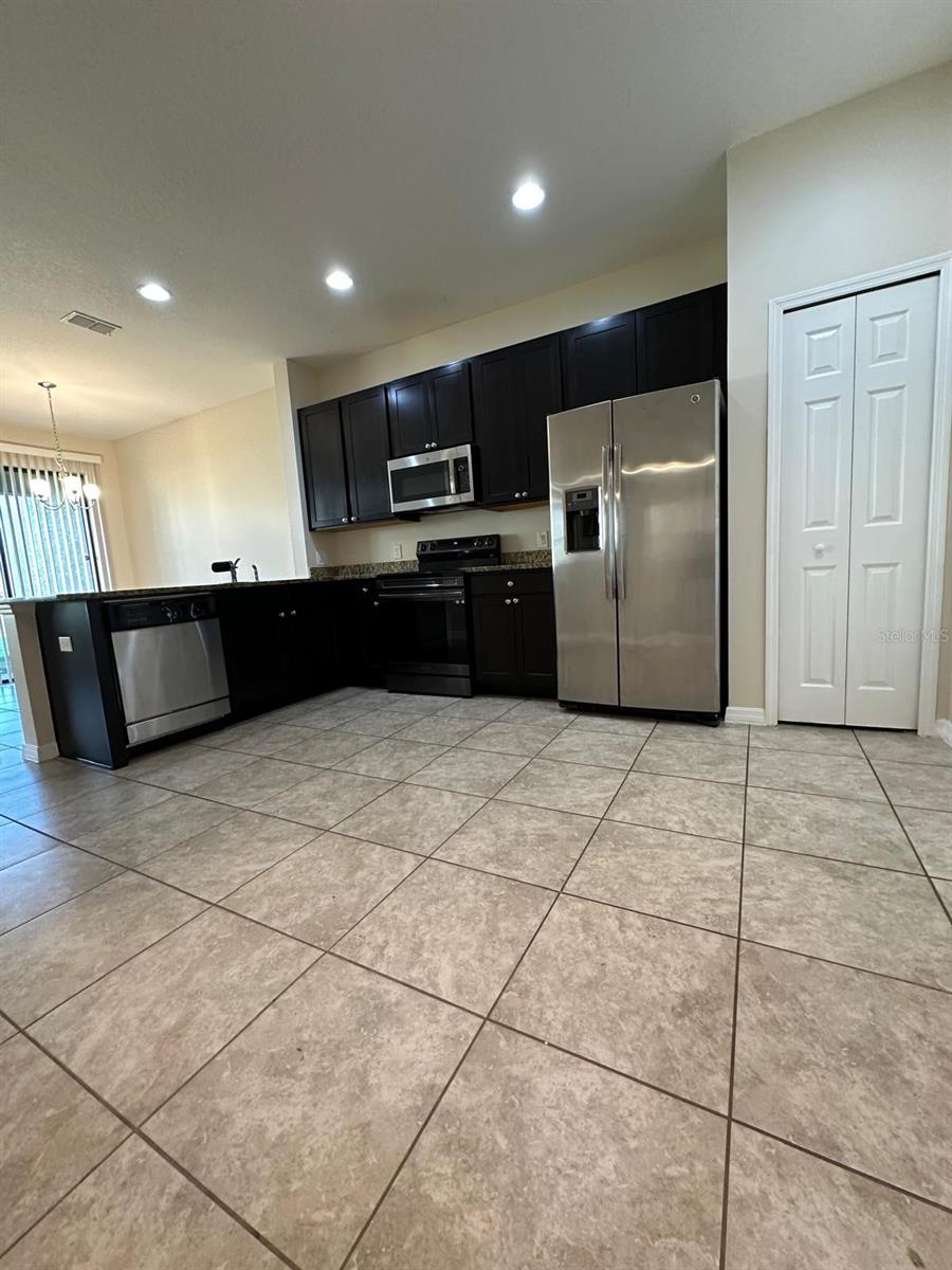 Image 8 of 26 For 2495 Seven Oaks Dr