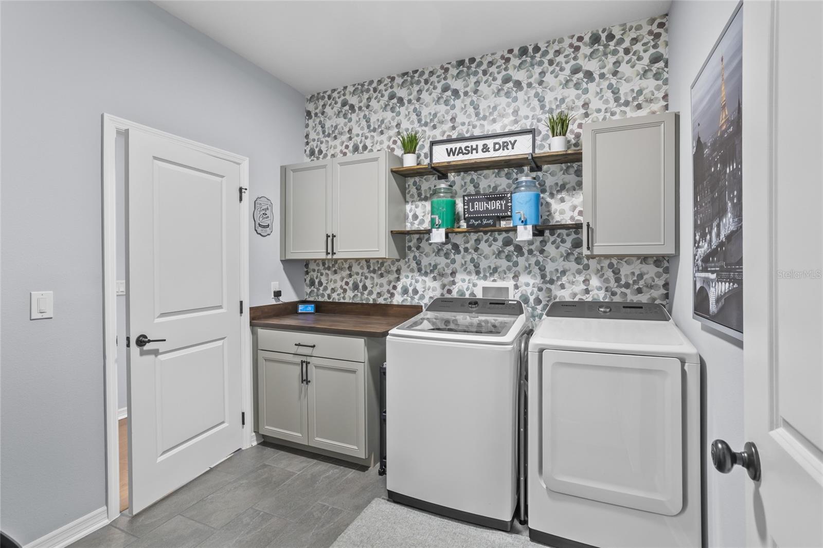 Image 30 of 75 For 5615 Green Arrow Place