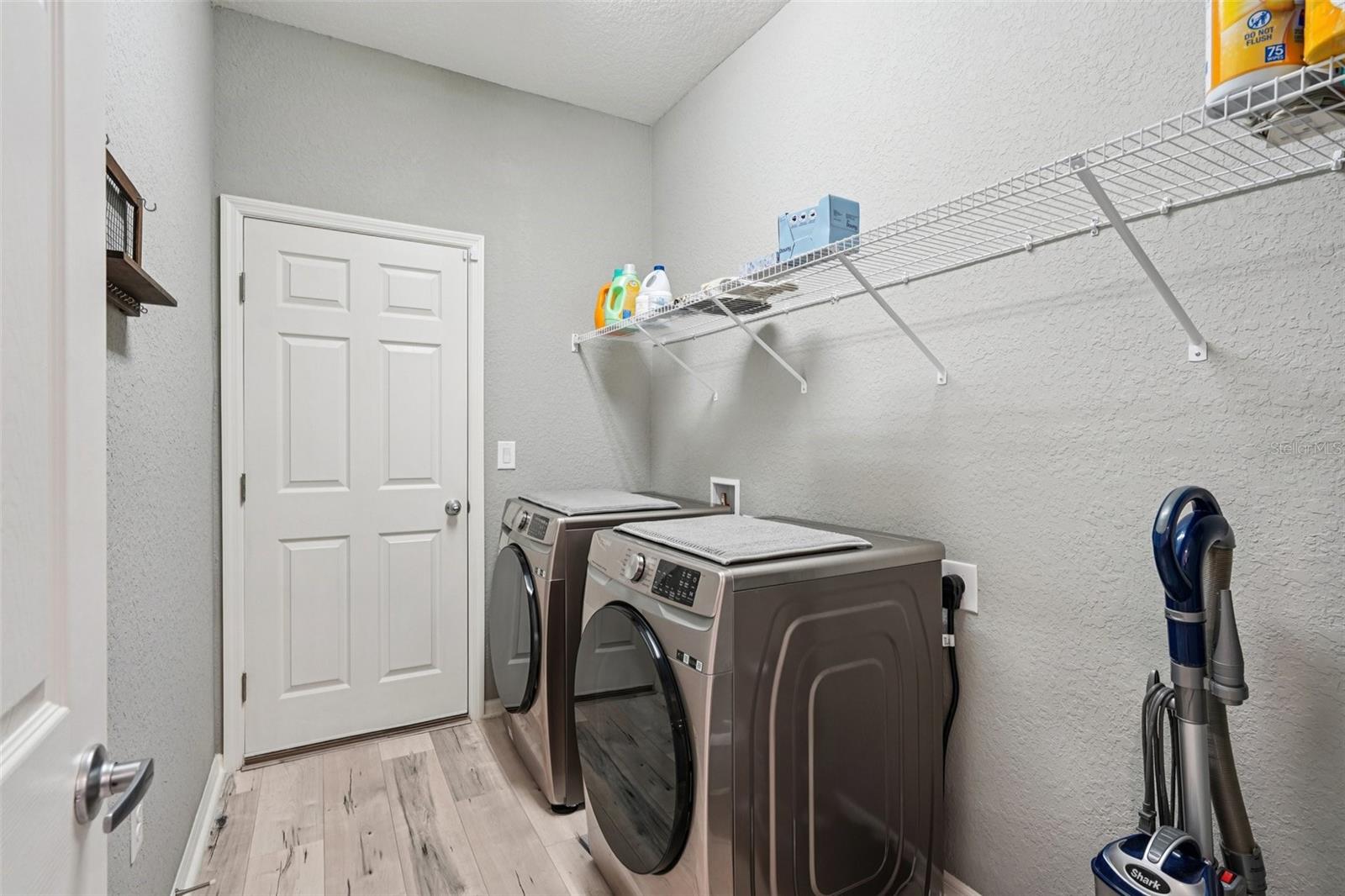 Image 23 of 30 For 4909 107th Loop