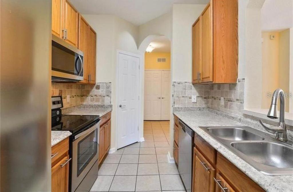 Image 8 of 19 For 6434 Cava Alta Drive 209