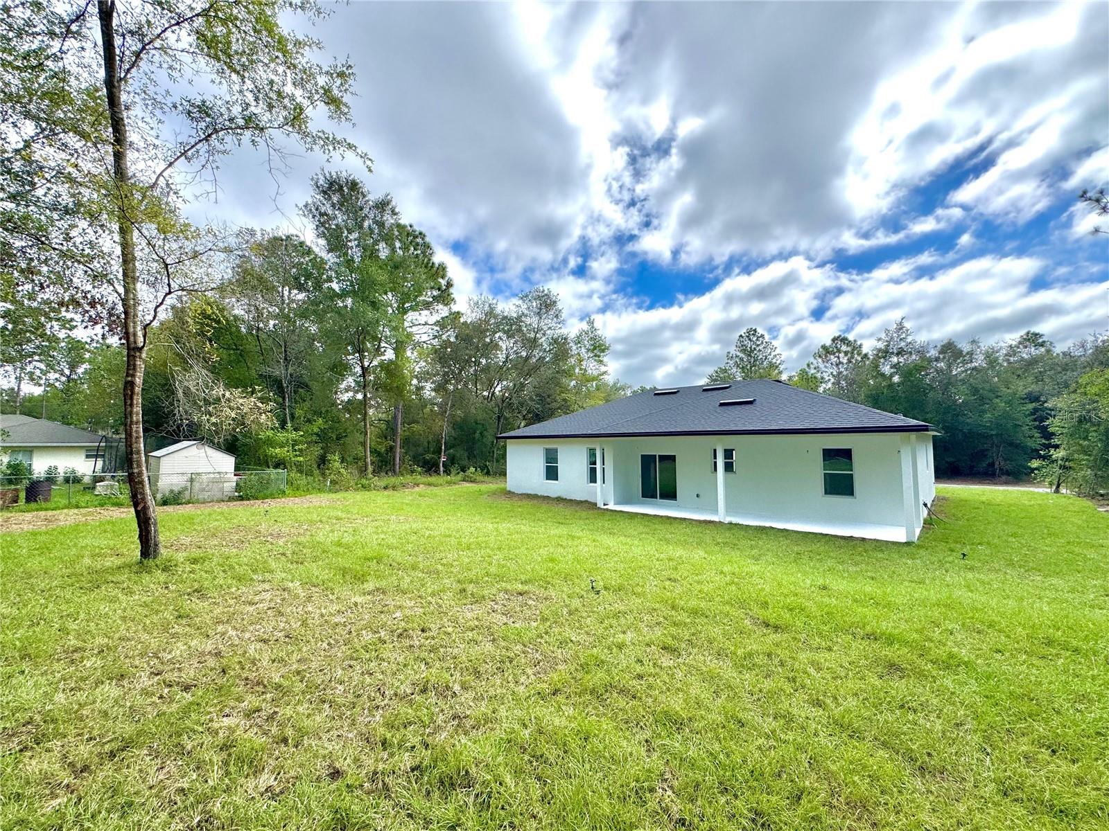 Listing photo id 7 for 9210 Hunter Way