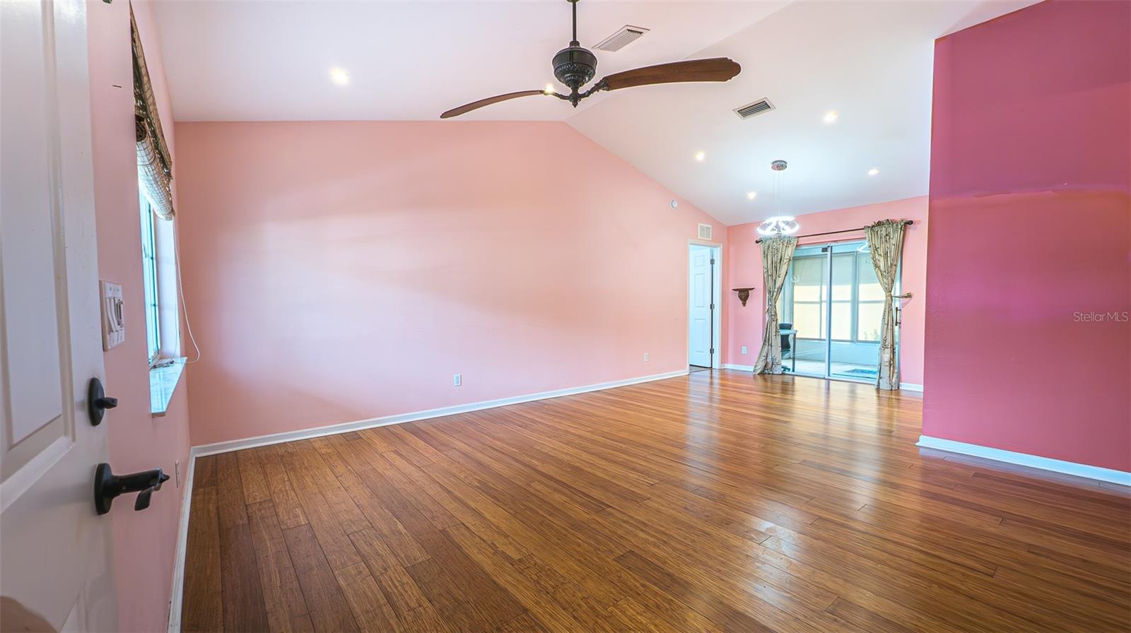 Image 15 of 36 For 5064 18th Street