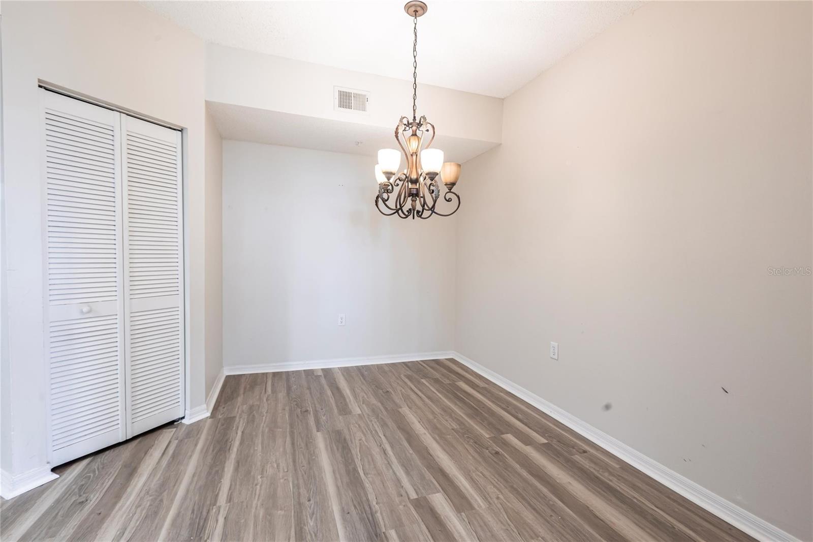 Image 10 of 34 For 5600 Bentgrass Drive 8-302