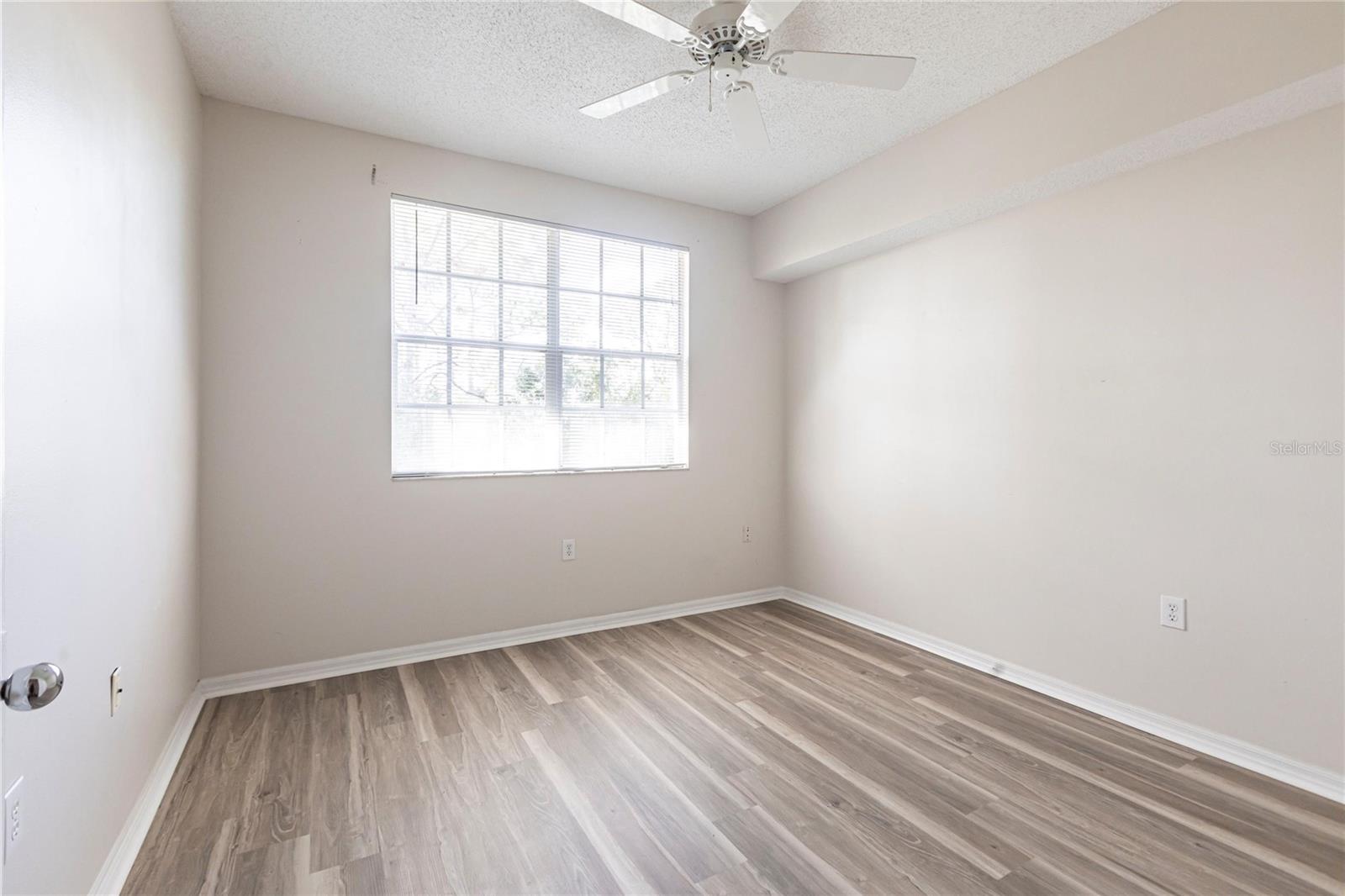 Image 16 of 34 For 5600 Bentgrass Drive 8-302