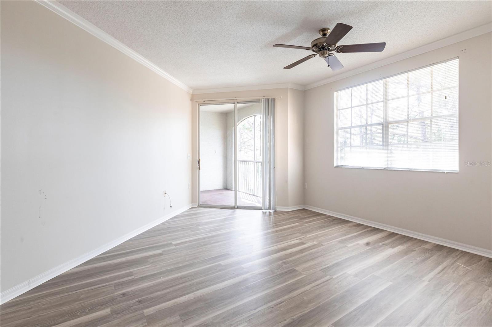 Image 5 of 34 For 5600 Bentgrass Drive 8-302