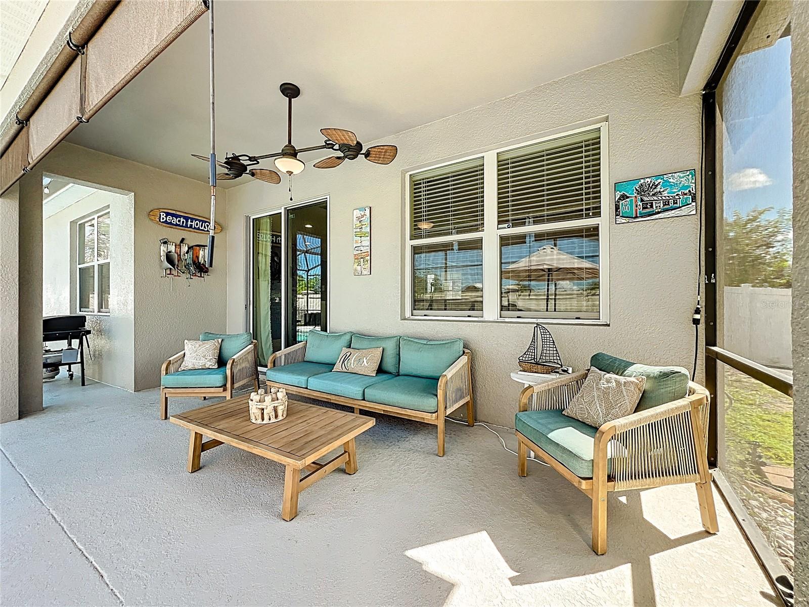 Image 16 of 39 For 558 Willet Avenue