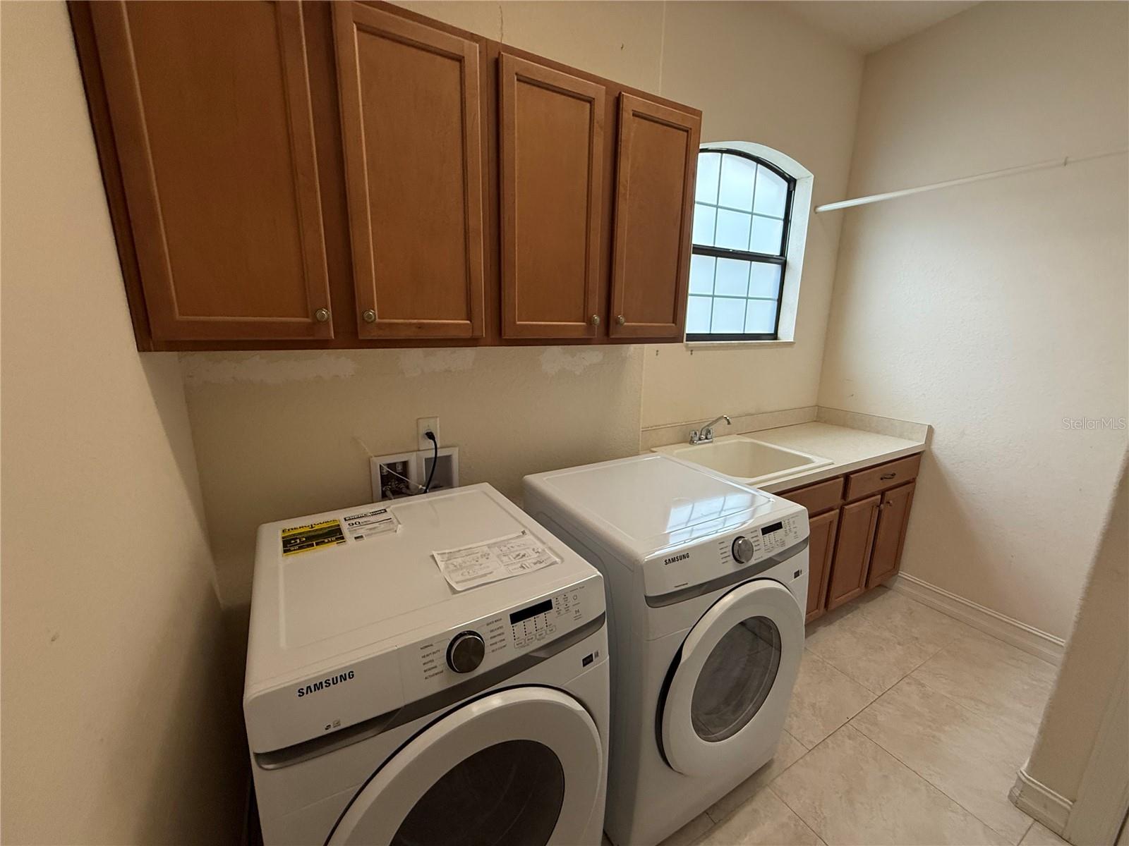 Image 26 of 28 For 9736 Hatton Circle