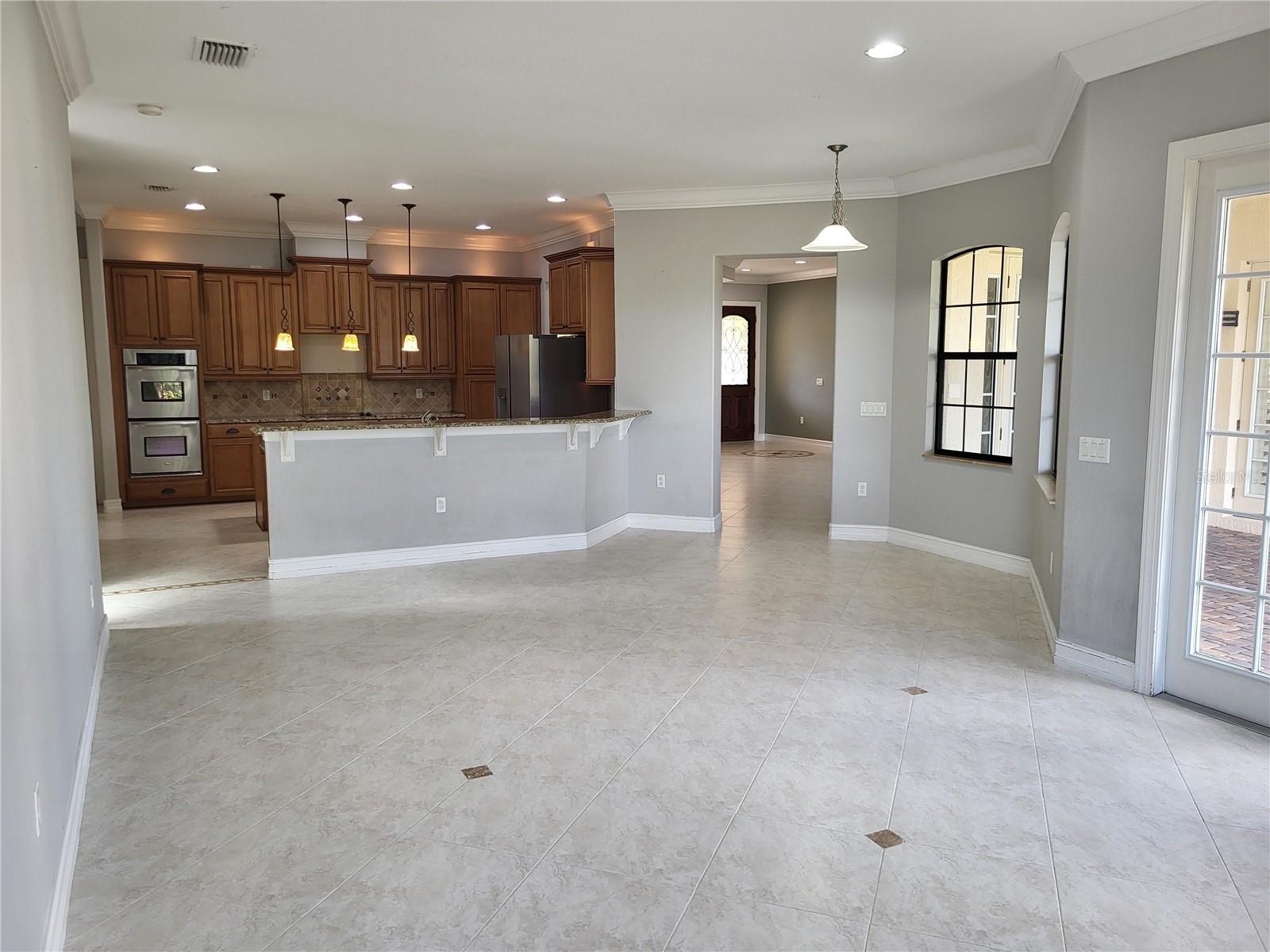 Image 9 of 28 For 9736 Hatton Circle