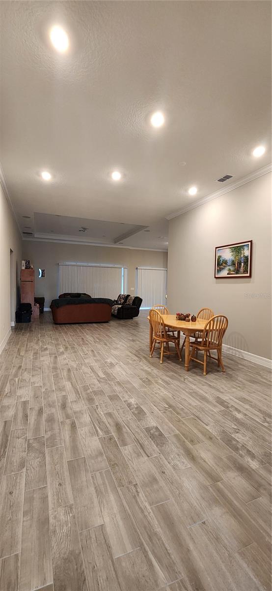 Image 7 of 43 For 4813 Marina Row Drive