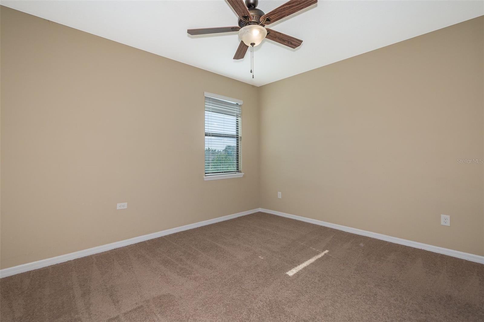 Image 15 of 33 For 12992 Holdenbury Lane