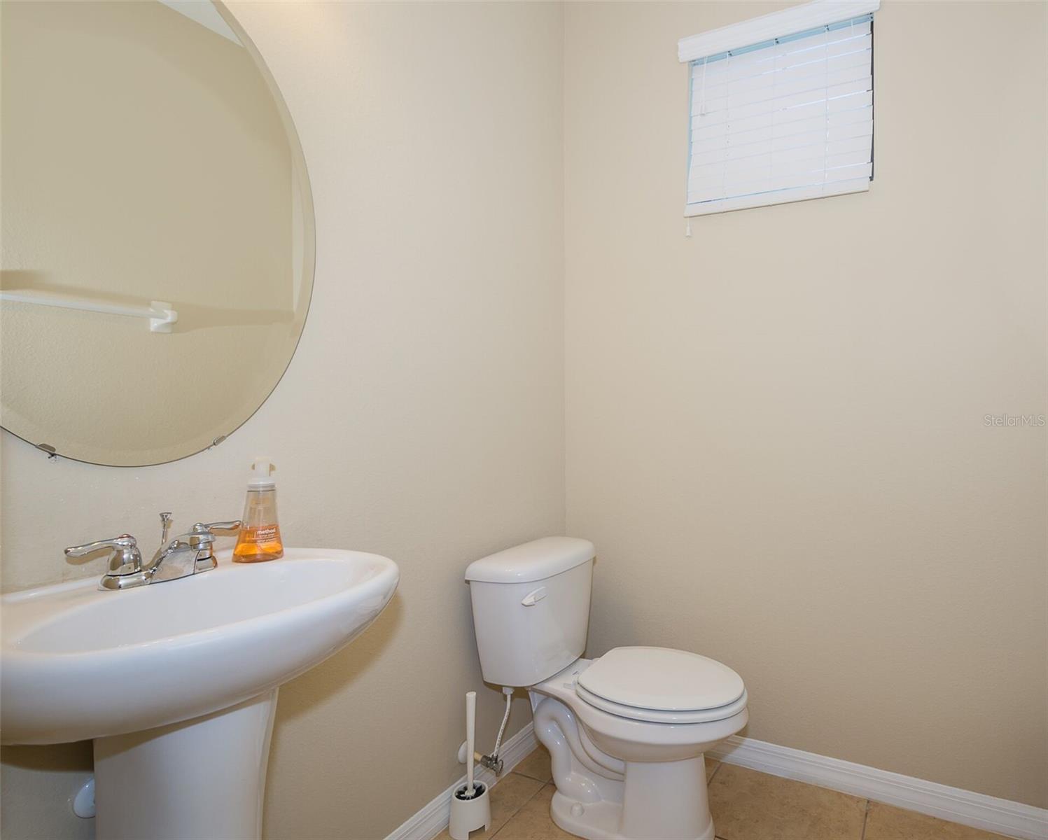 Image 21 of 33 For 12992 Holdenbury Lane