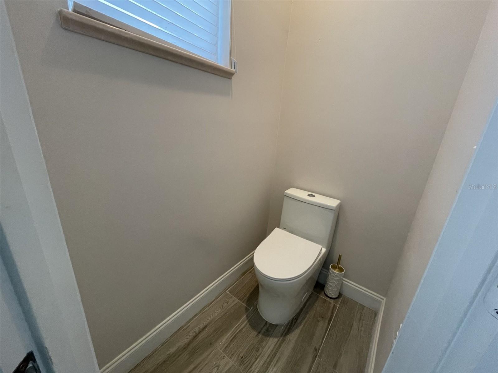 Image 42 of 50 For 8732 Great Cove Dr.