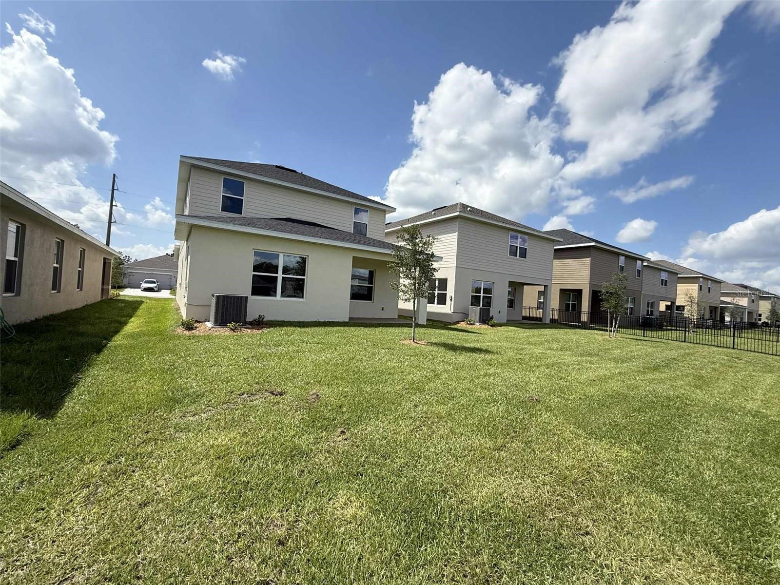 Image 8 of 13 For 4119 Sagefield Drive