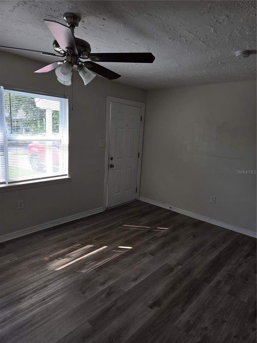 Image 5 of 25 For 1343 Croyle Drive
