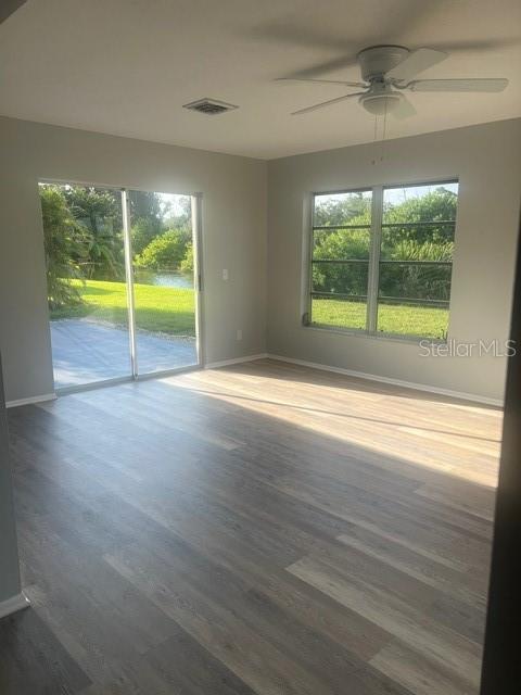 Image 11 of 43 For 1266 Lincoln Drive