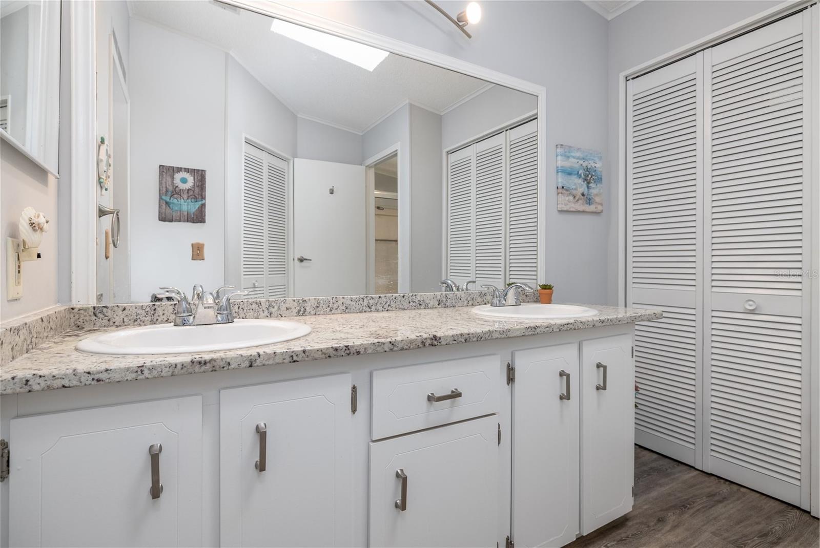 Image 17 of 43 For 309 Schooner Avenue