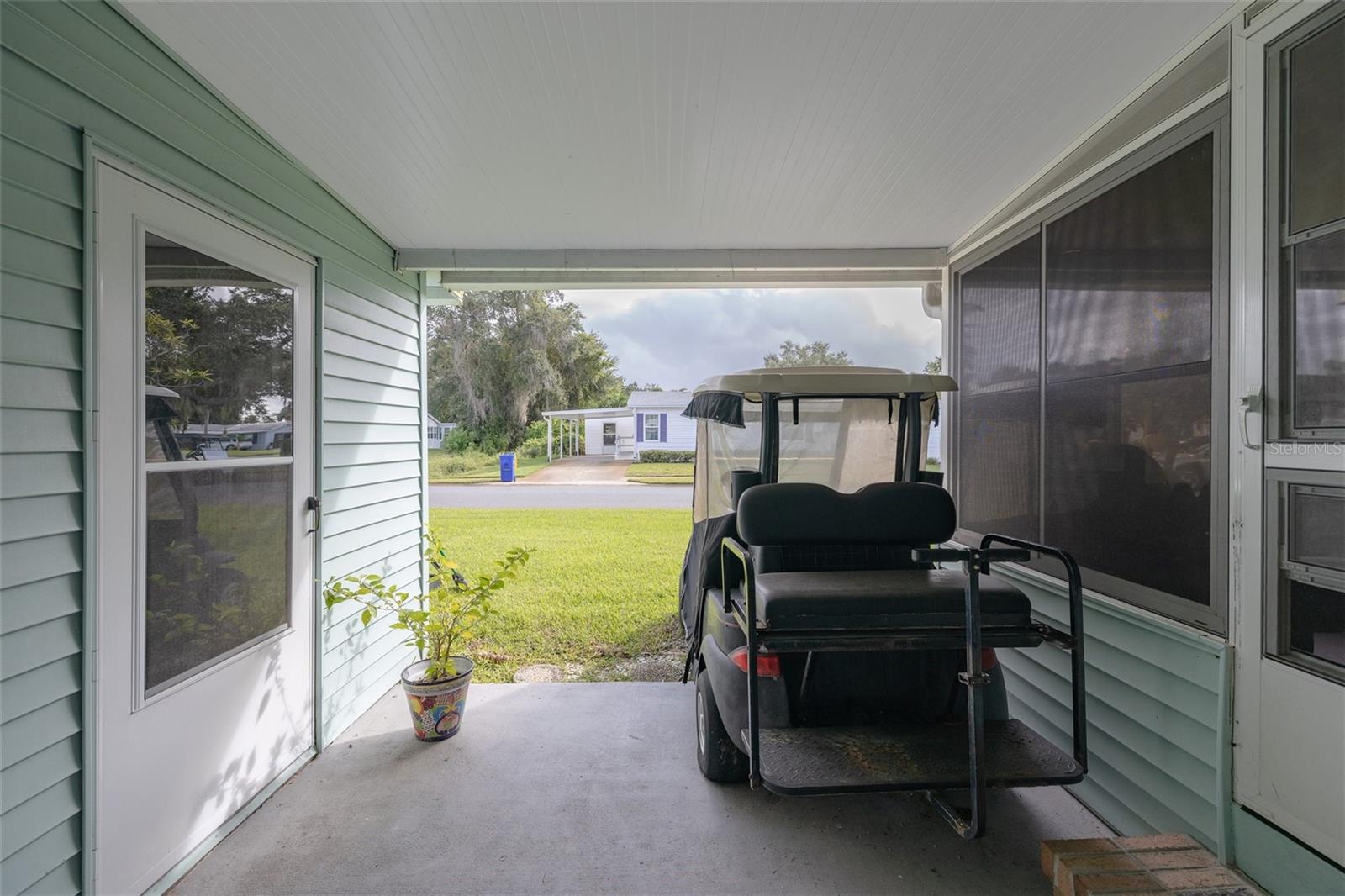 Image 23 of 43 For 309 Schooner Avenue