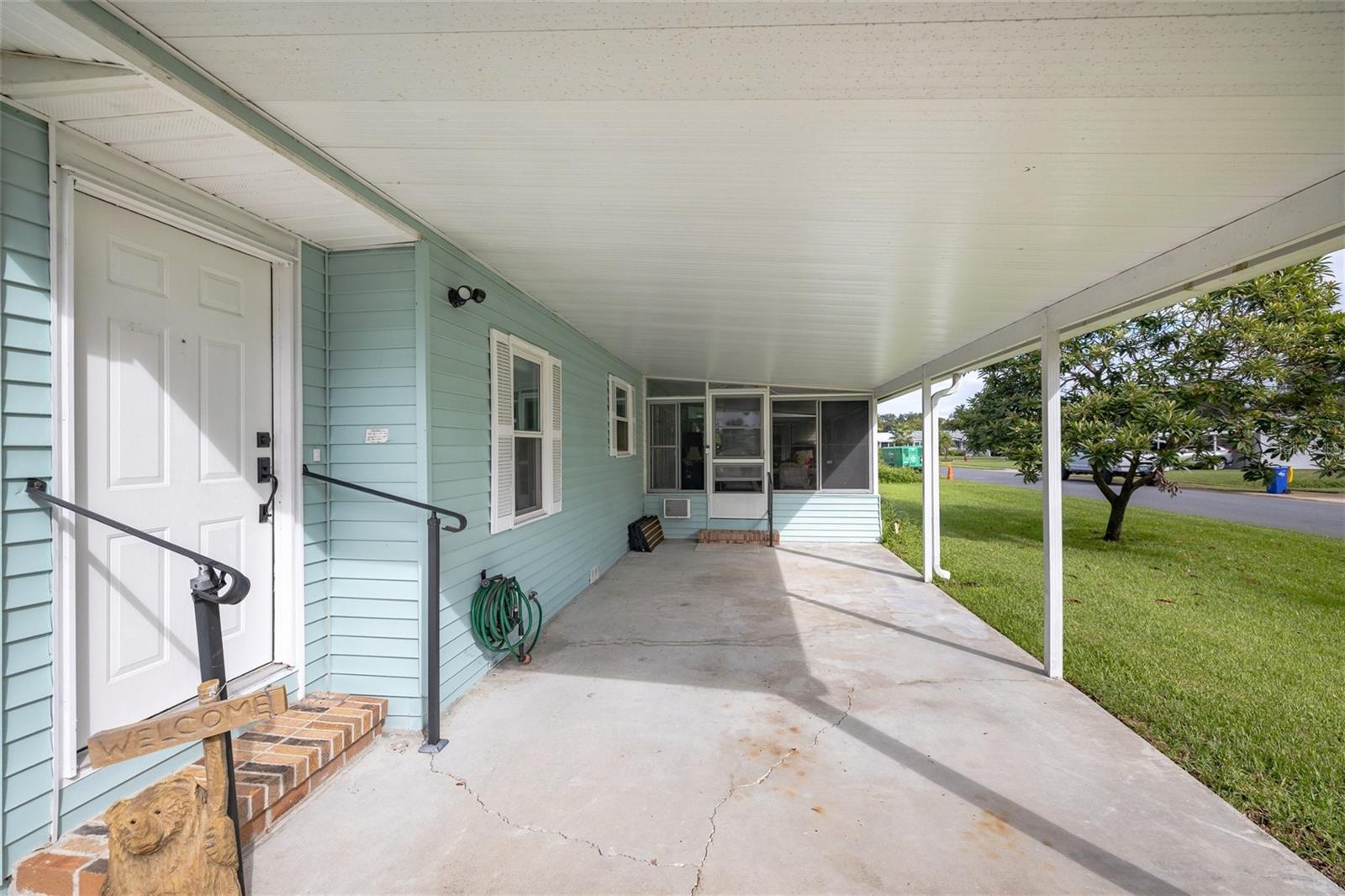 Image 4 of 43 For 309 Schooner Avenue