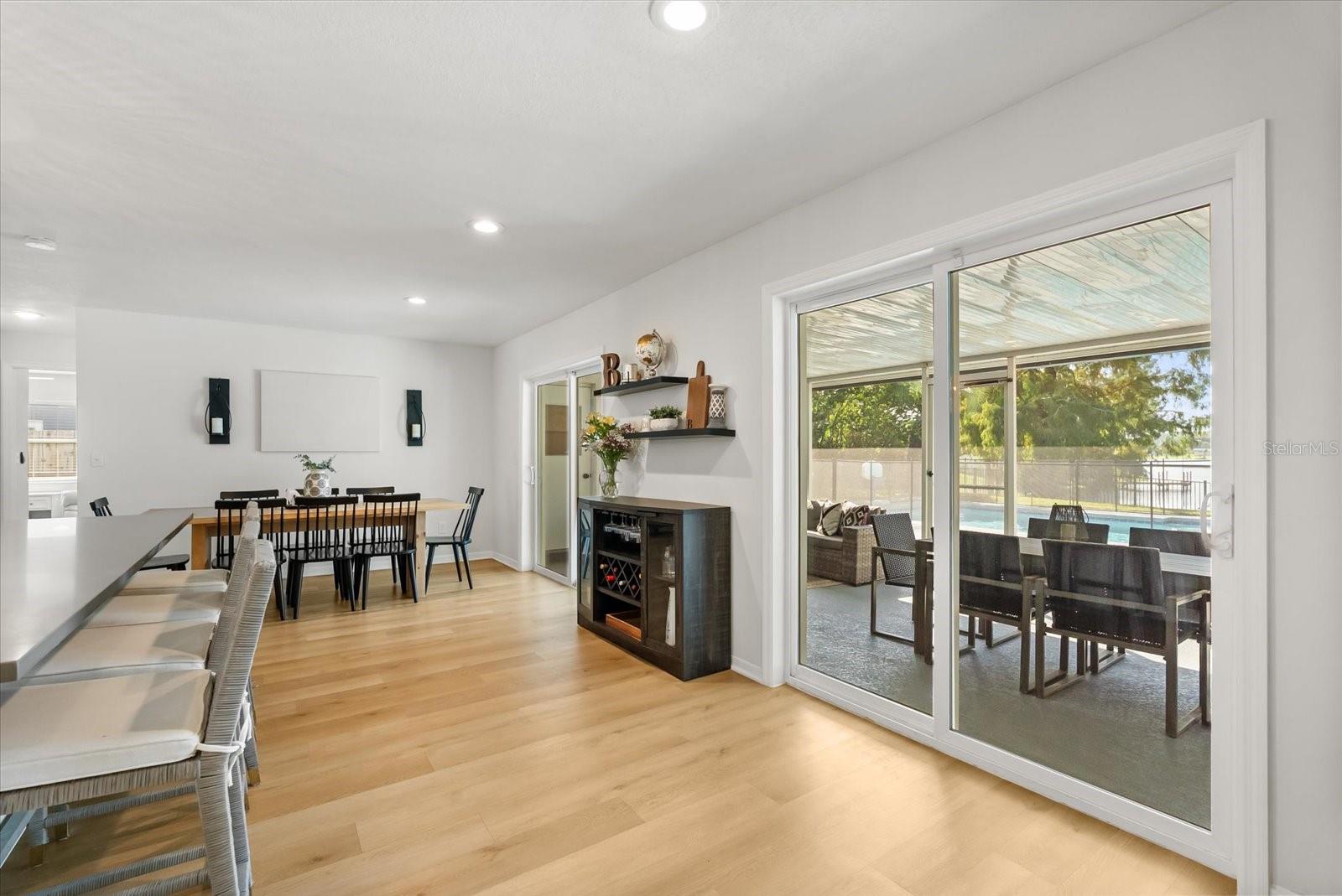 Image 11 of 29 For 212 Sheridan Avenue