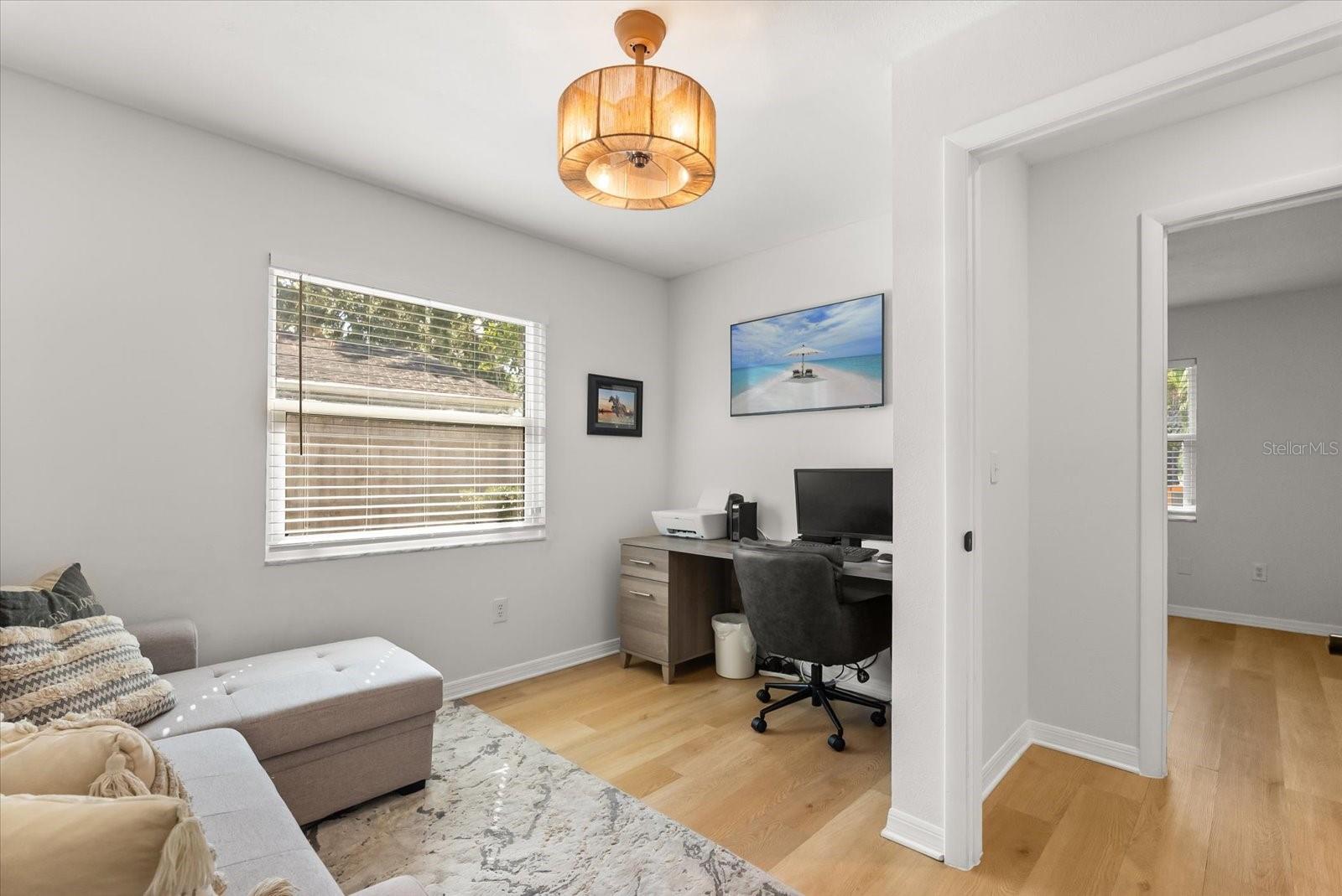 Image 18 of 29 For 212 Sheridan Avenue