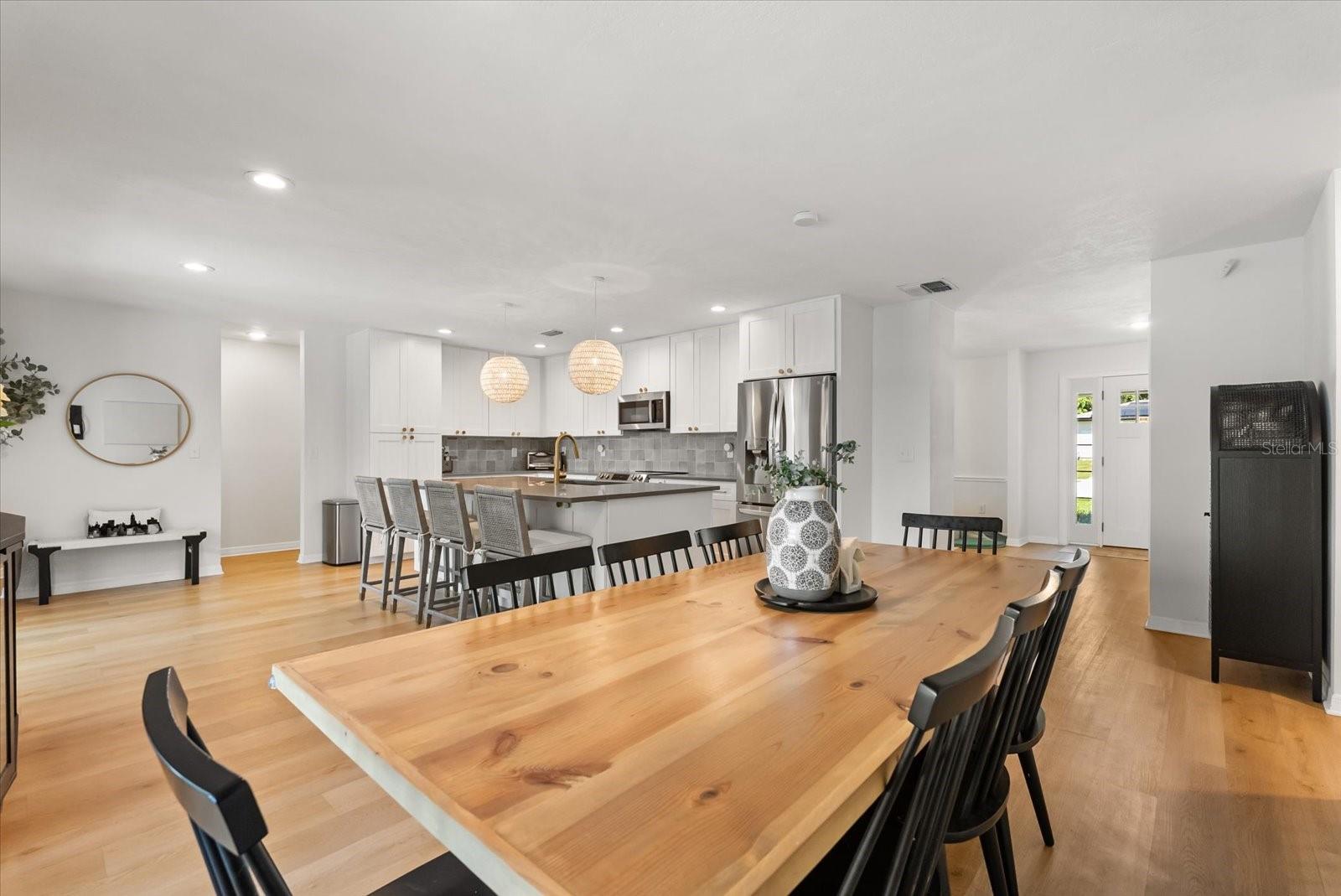Image 6 of 29 For 212 Sheridan Avenue
