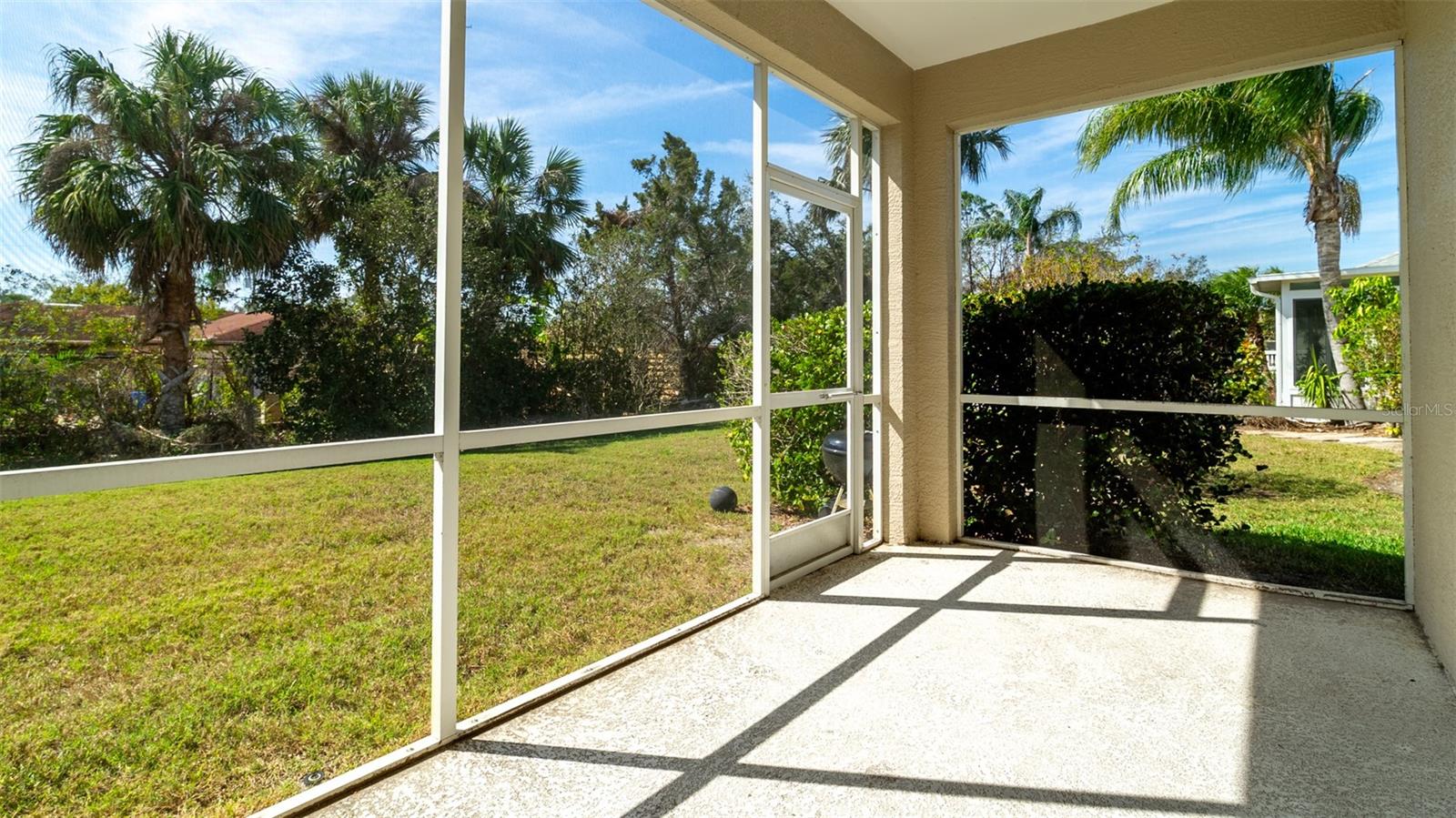 Image 15 of 28 For 5320 Aqua Breeze Drive