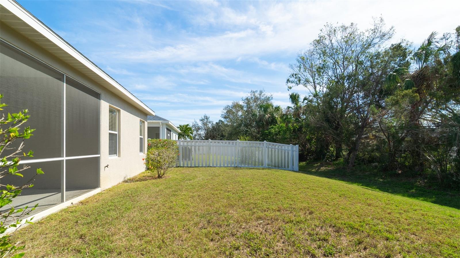 Image 16 of 28 For 5320 Aqua Breeze Drive