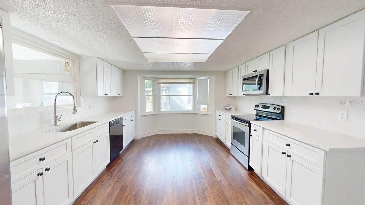 Image 12 of 52 For 1038 Hancock Drive