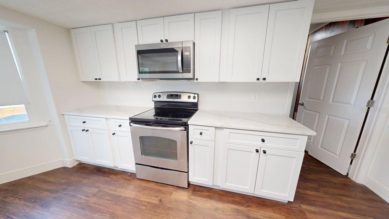 Image 14 of 52 For 1038 Hancock Drive