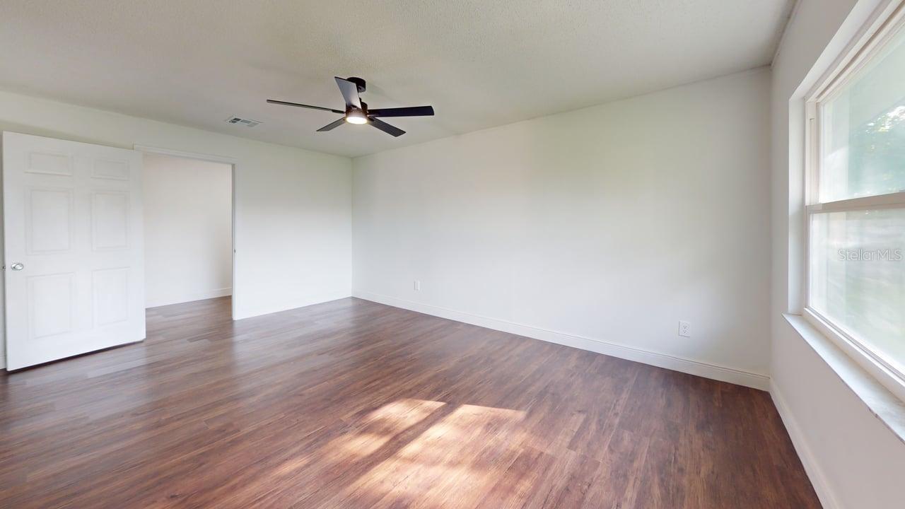 Image 42 of 52 For 1038 Hancock Drive