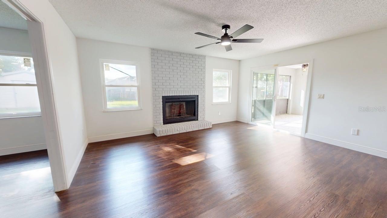 Image 9 of 52 For 1038 Hancock Drive