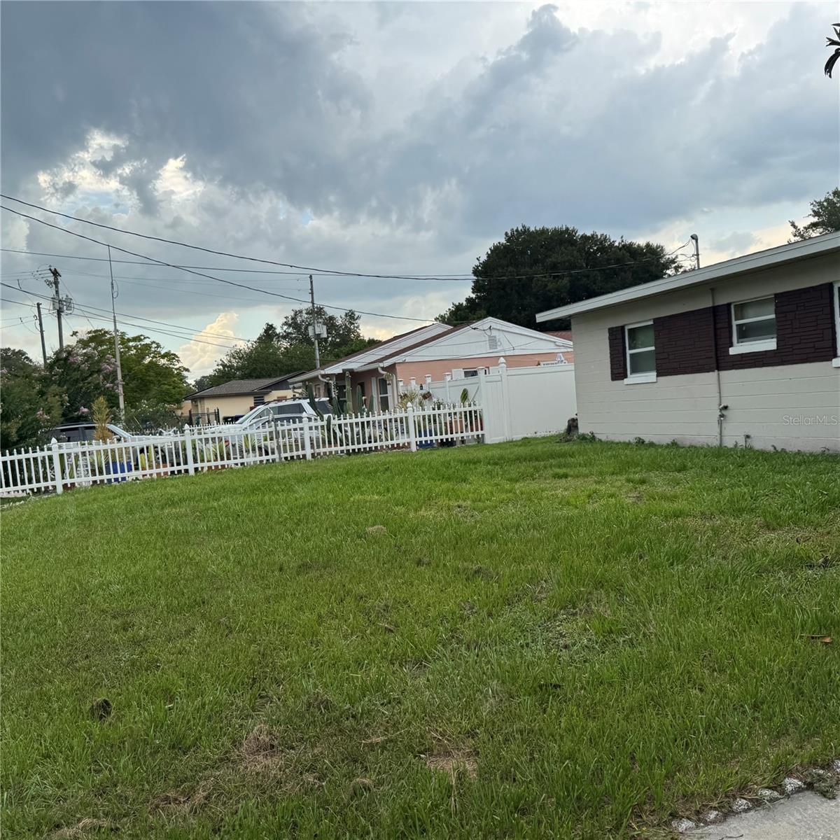 Image 4 of 24 For 5715 Elon Drive