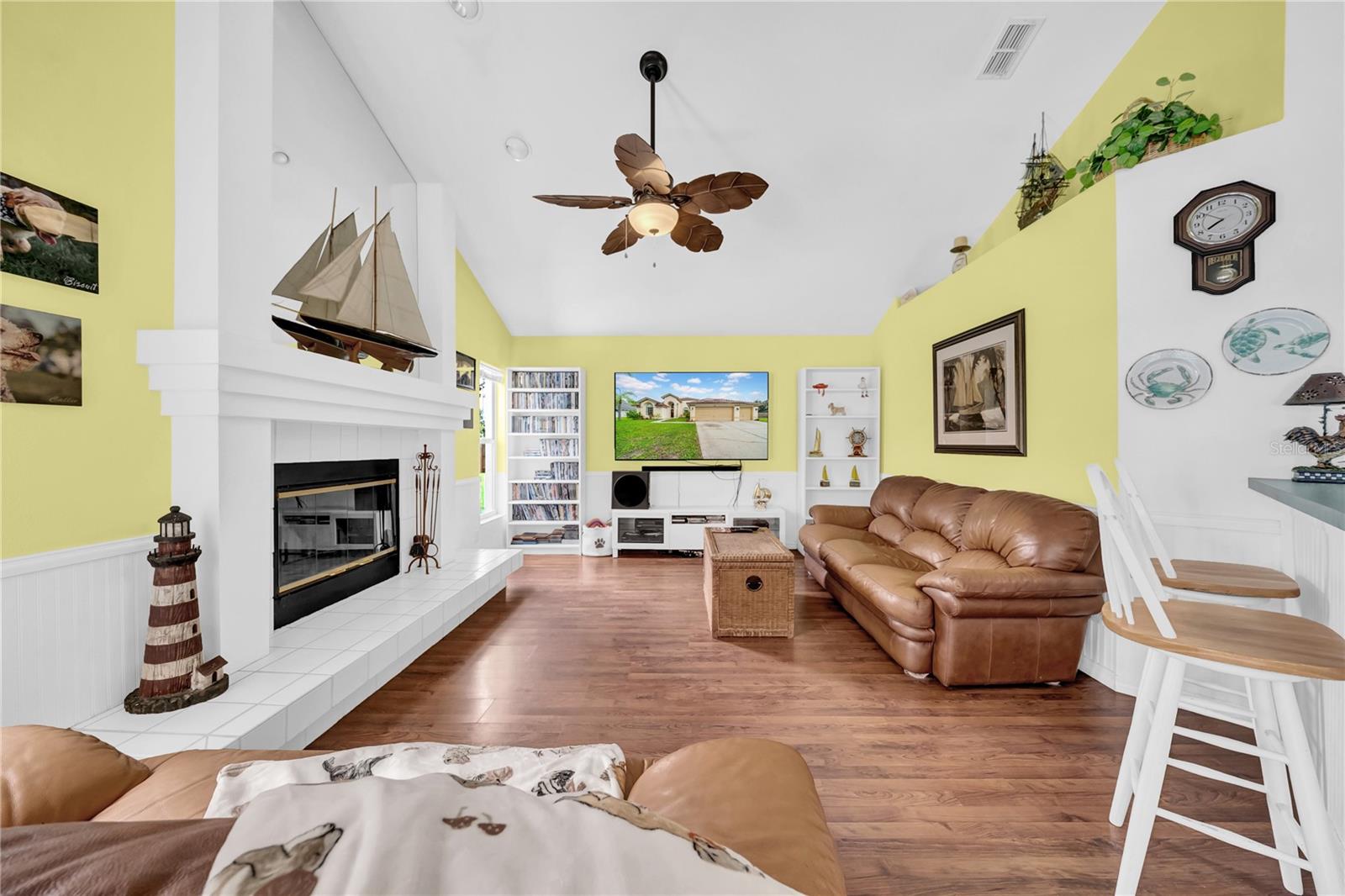 Image 14 of 52 For 1641 Ledgestone Drive