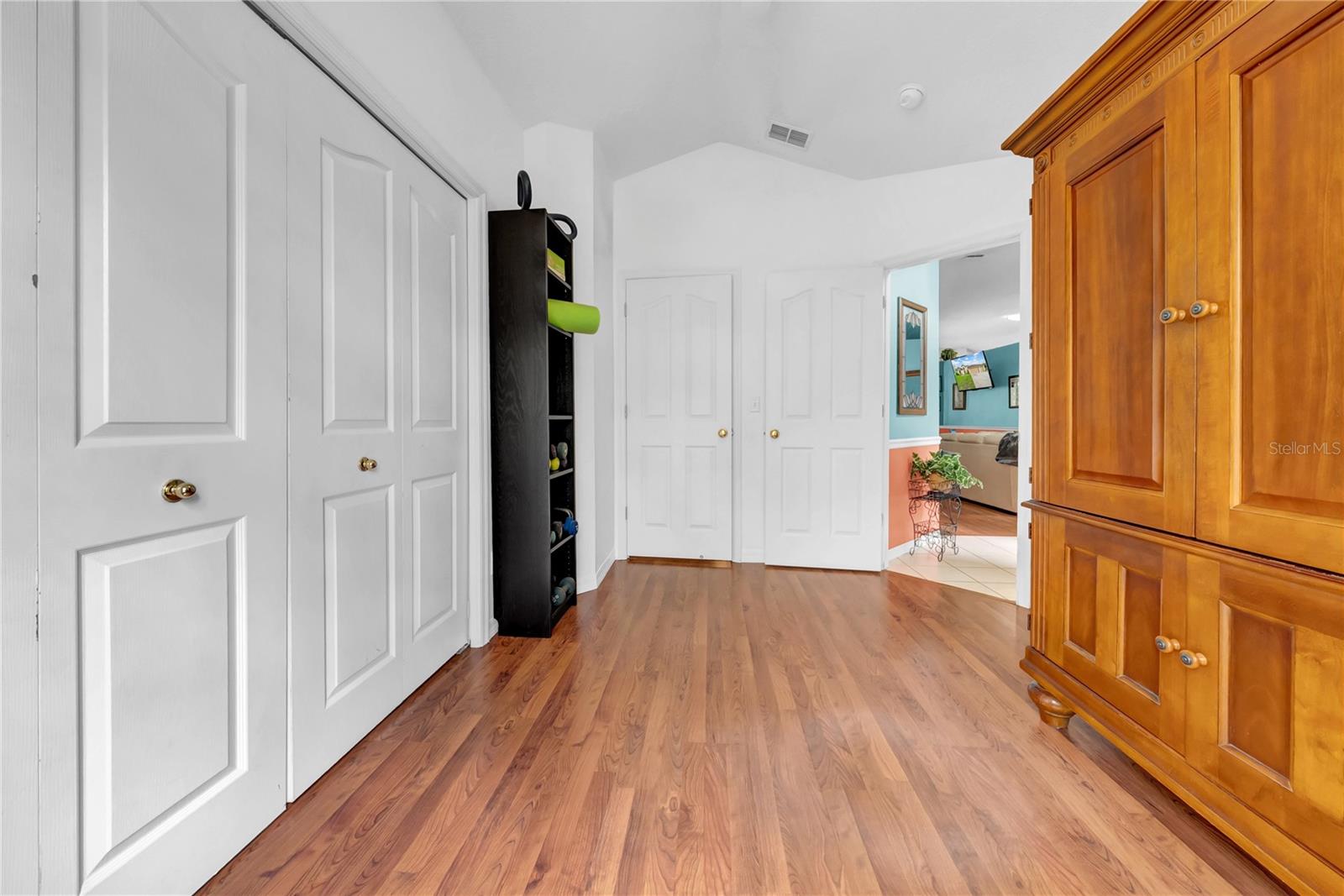 Image 25 of 52 For 1641 Ledgestone Drive