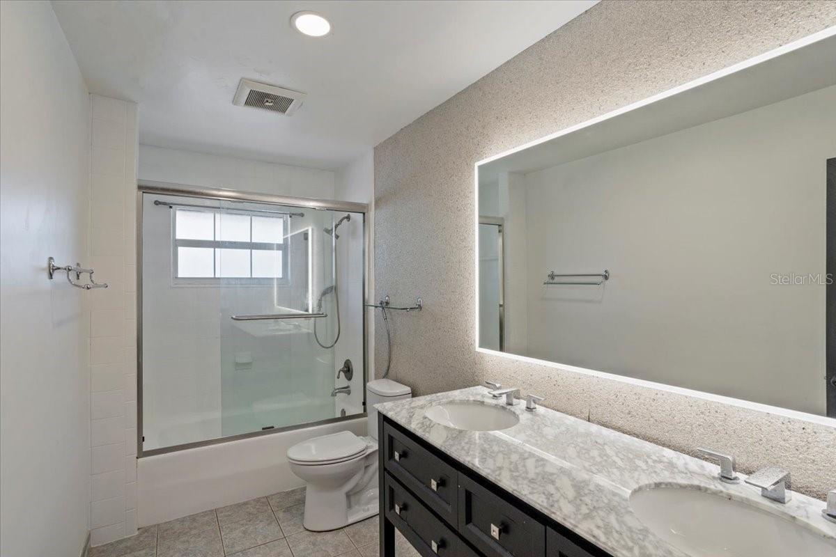 Image 54 of 62 For 201 Sweetwater Cove Boulevard