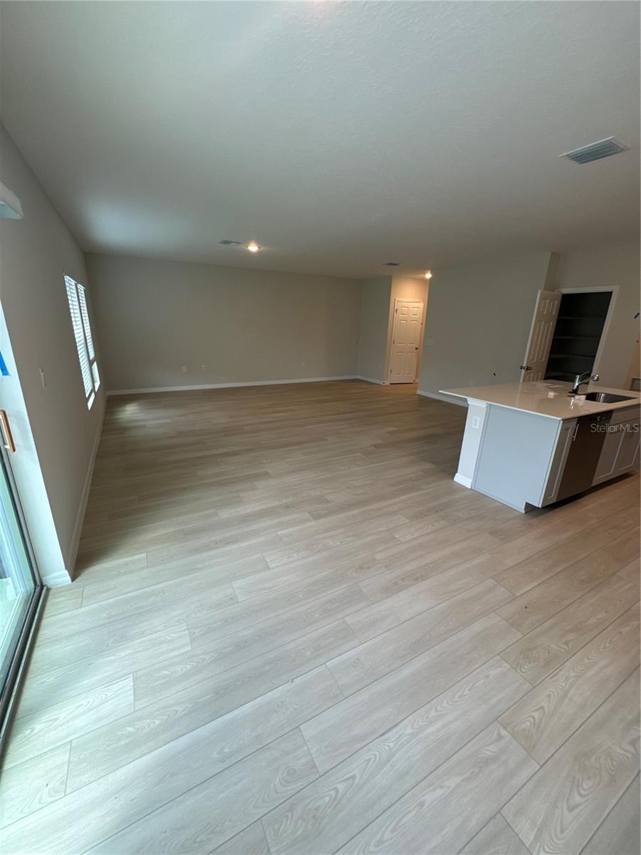 Image 3 of 15 For 7629 Hydrangea Lane