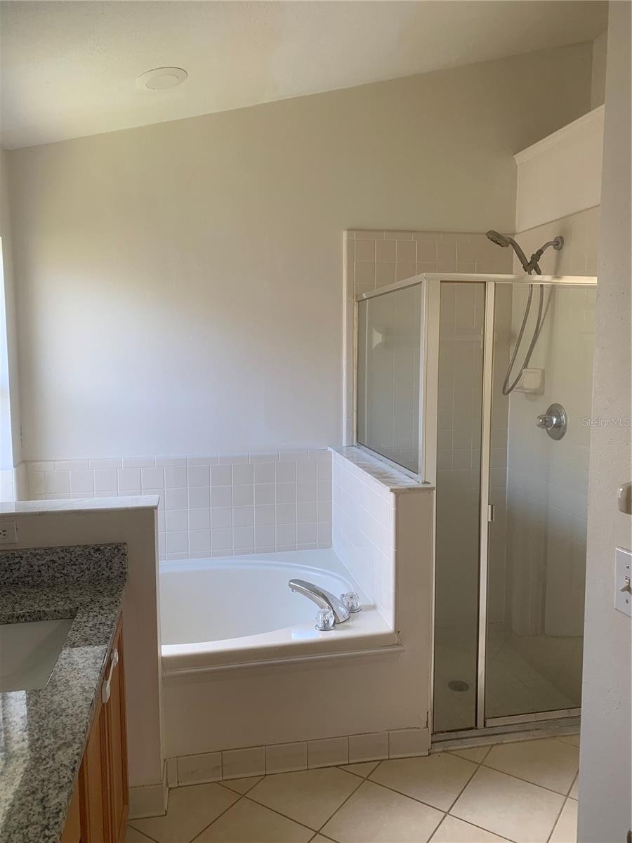 Image 9 of 13 For 11859 Hatcher Circle