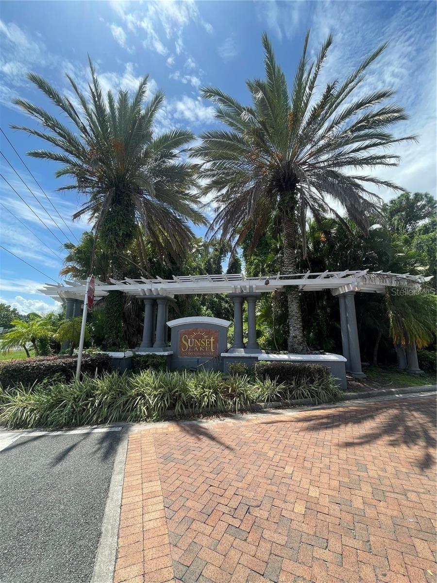 Image 3 of 24 For 4340 Kirkman Road 902