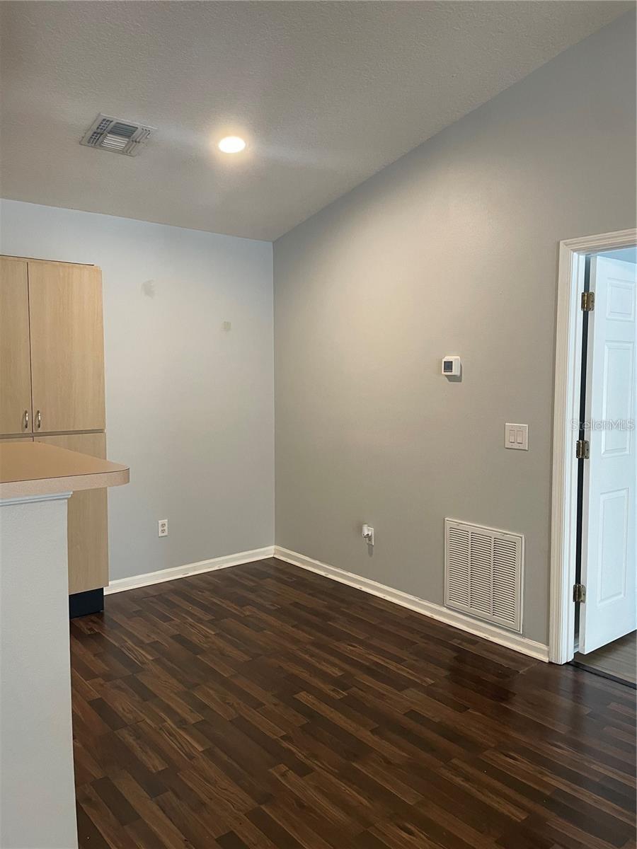 Image 9 of 24 For 4340 Kirkman Road 902