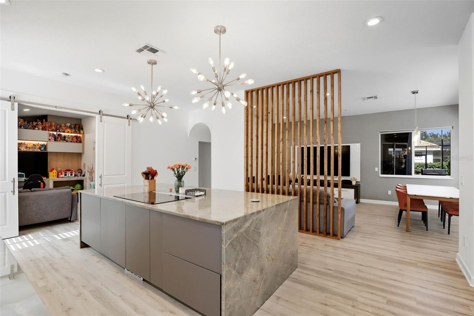 Image 23 of 48 For 8955 Heritage Bay Circle