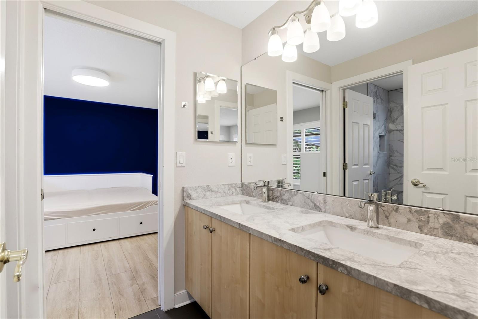 Image 34 of 48 For 8955 Heritage Bay Circle