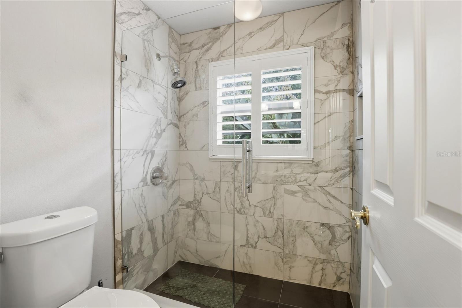 Image 36 of 48 For 8955 Heritage Bay Circle