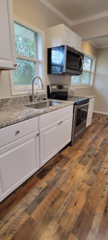 Image 9 of 29 For 3718 14th Street N