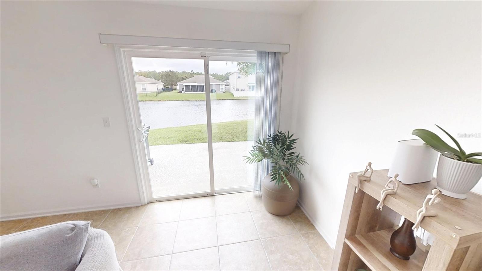 Image 14 of 48 For 5343 Royal Plantation Boulevard
