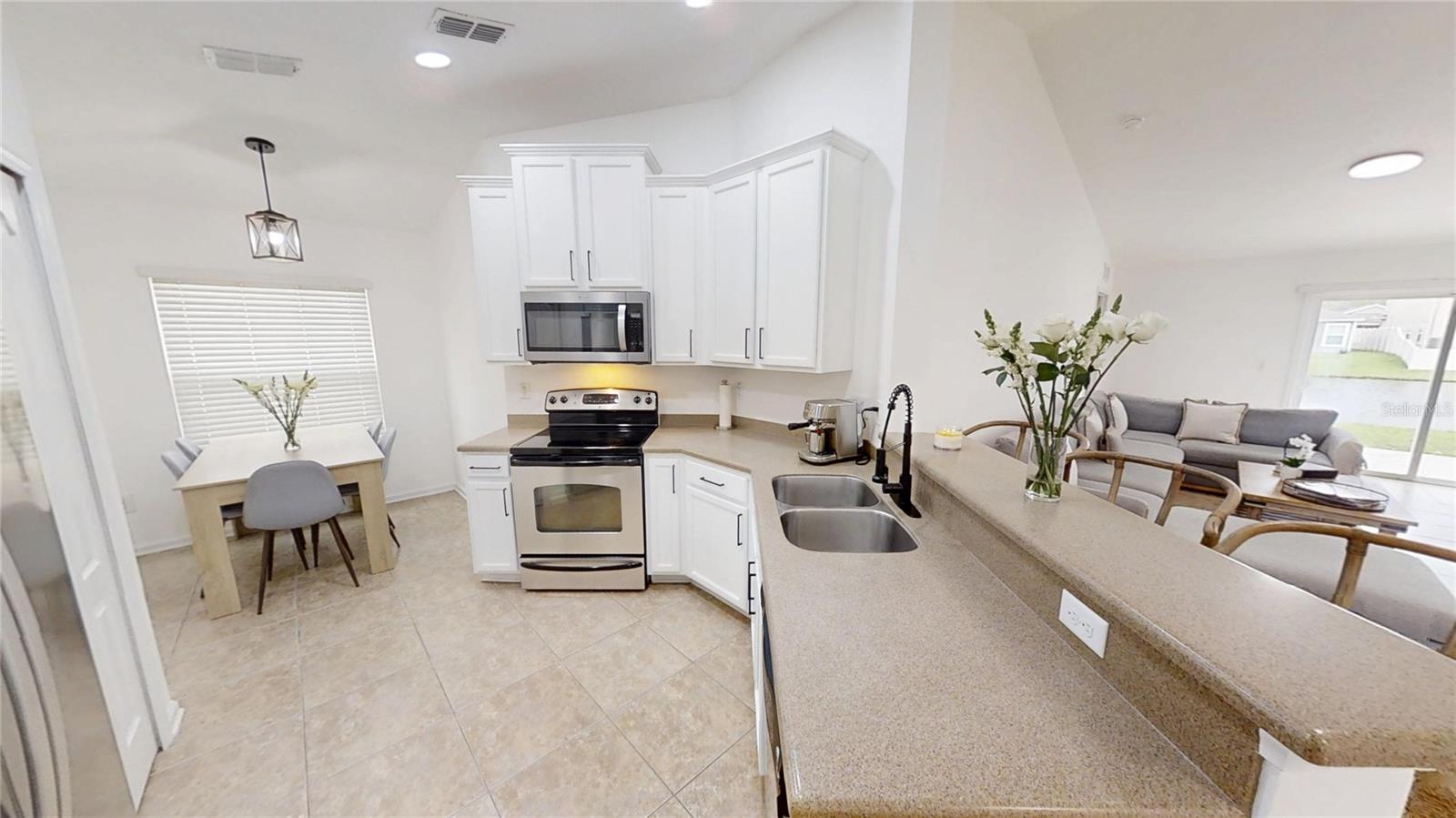 Image 22 of 48 For 5343 Royal Plantation Boulevard