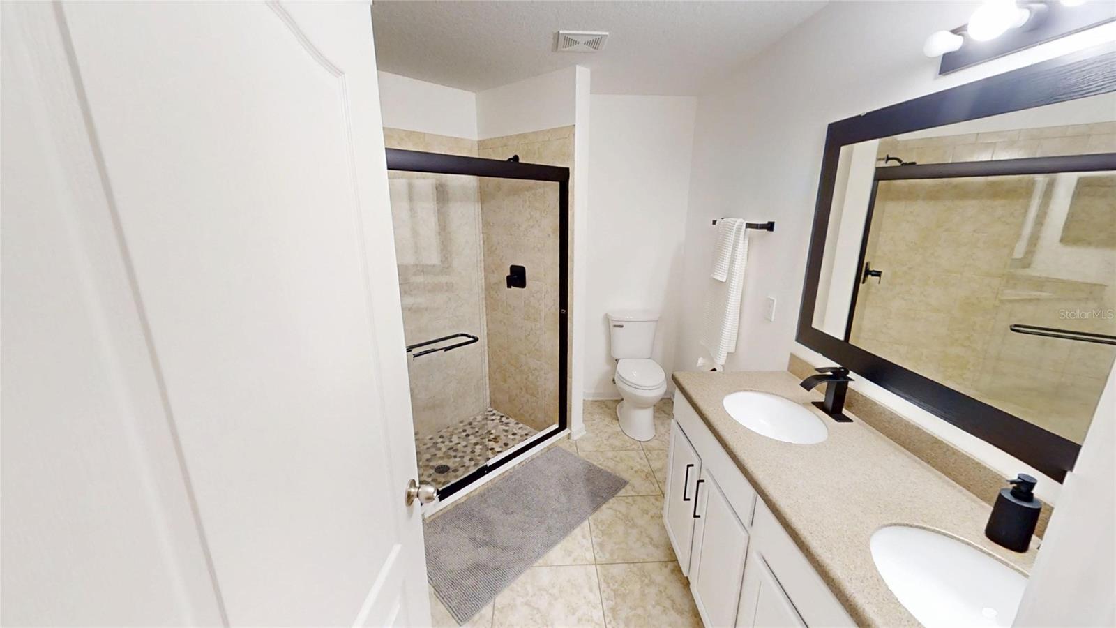 Image 33 of 48 For 5343 Royal Plantation Boulevard